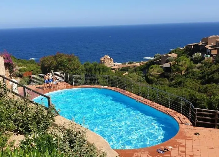 度假居 Paradise View House With A Pool In 帕拉迪索海岸